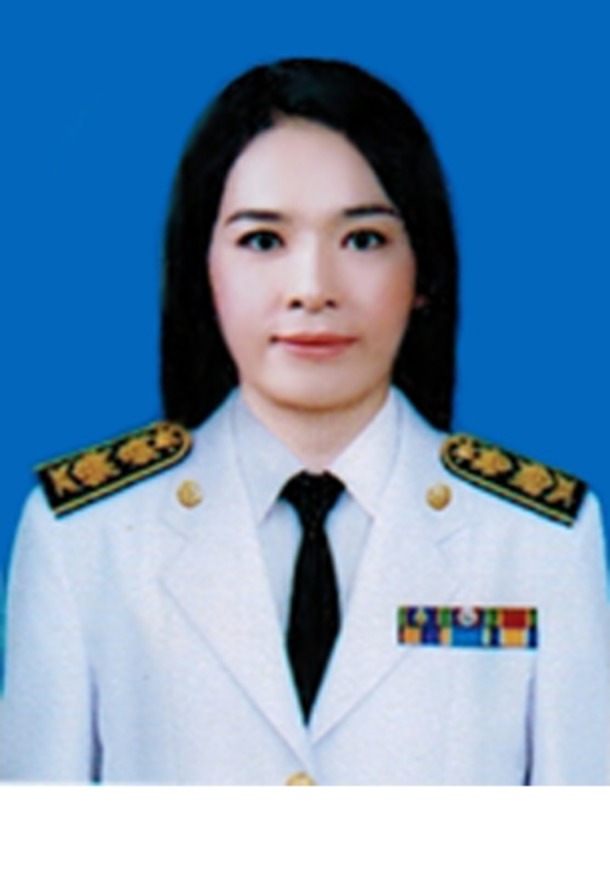 ว่าที่ร้อยตรีหญิงณฐมน อยู่เล่ห์
